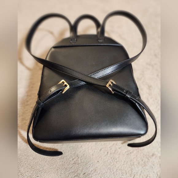 Michael Kors Black Pebbled Leather Backpack Gold Hardware NWT $498 - Picture 2 of 10